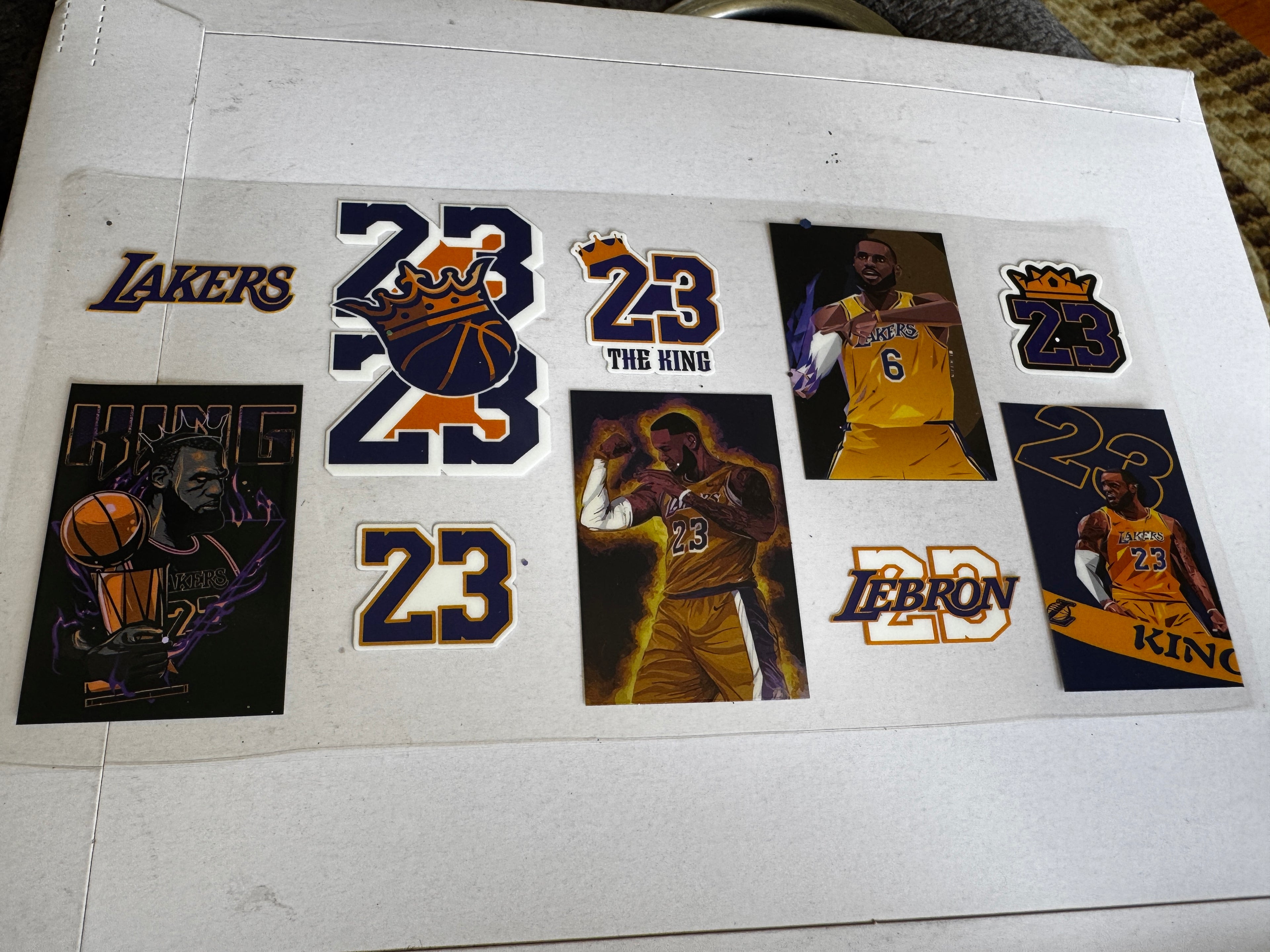 Lakers Labron (click to choose option)
