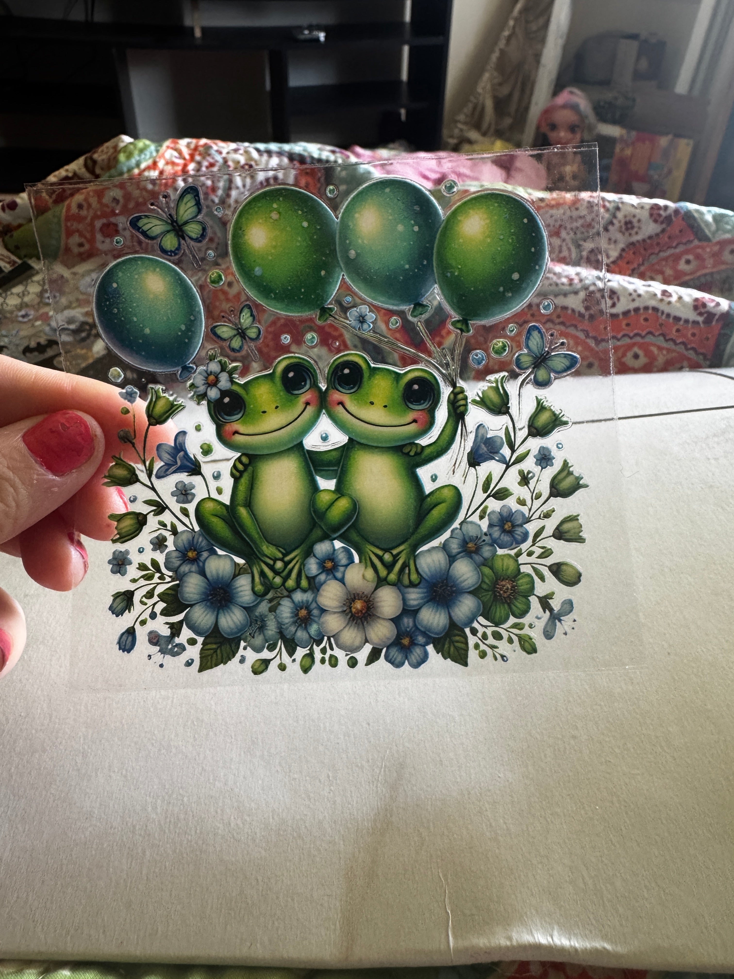 Cute frogs decal