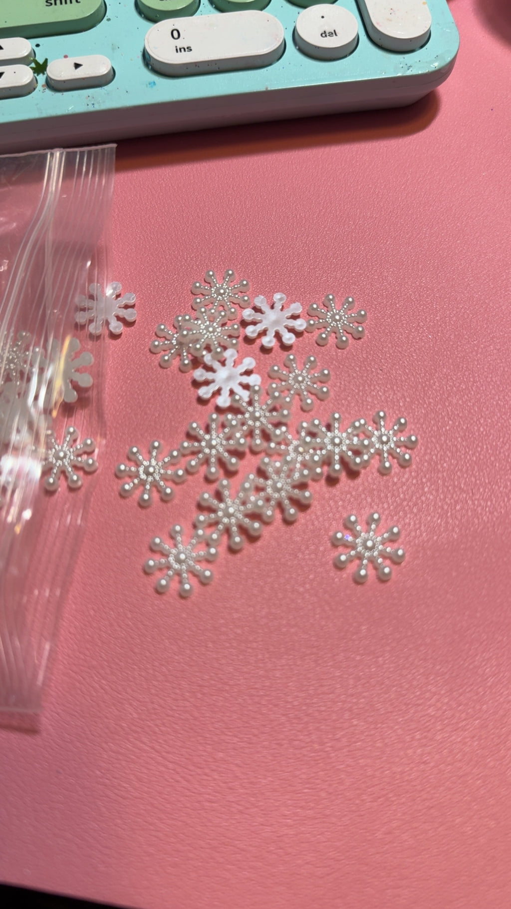 Lid decorations ( many options available)