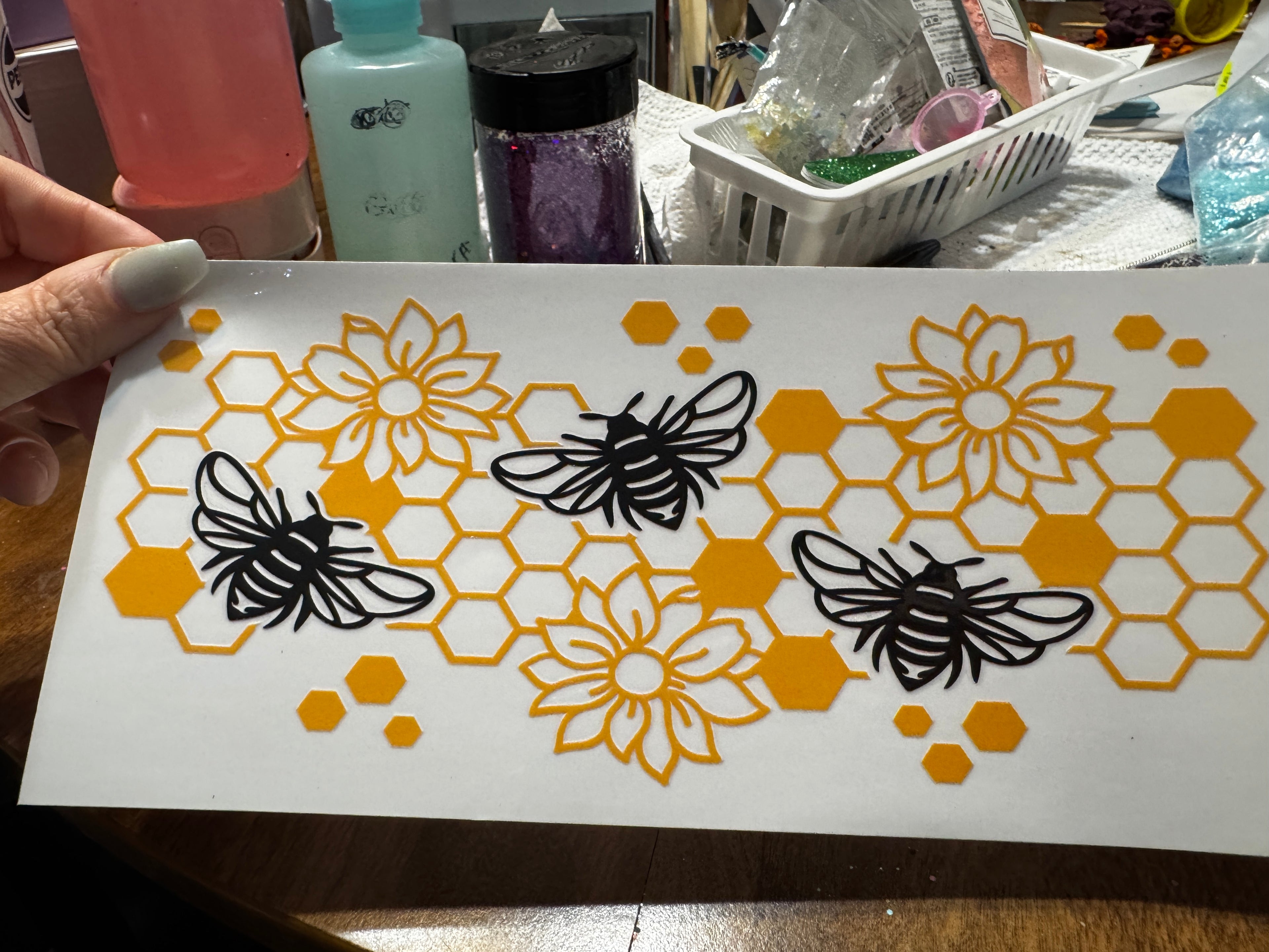 Bees 🐝 (click to choose options )