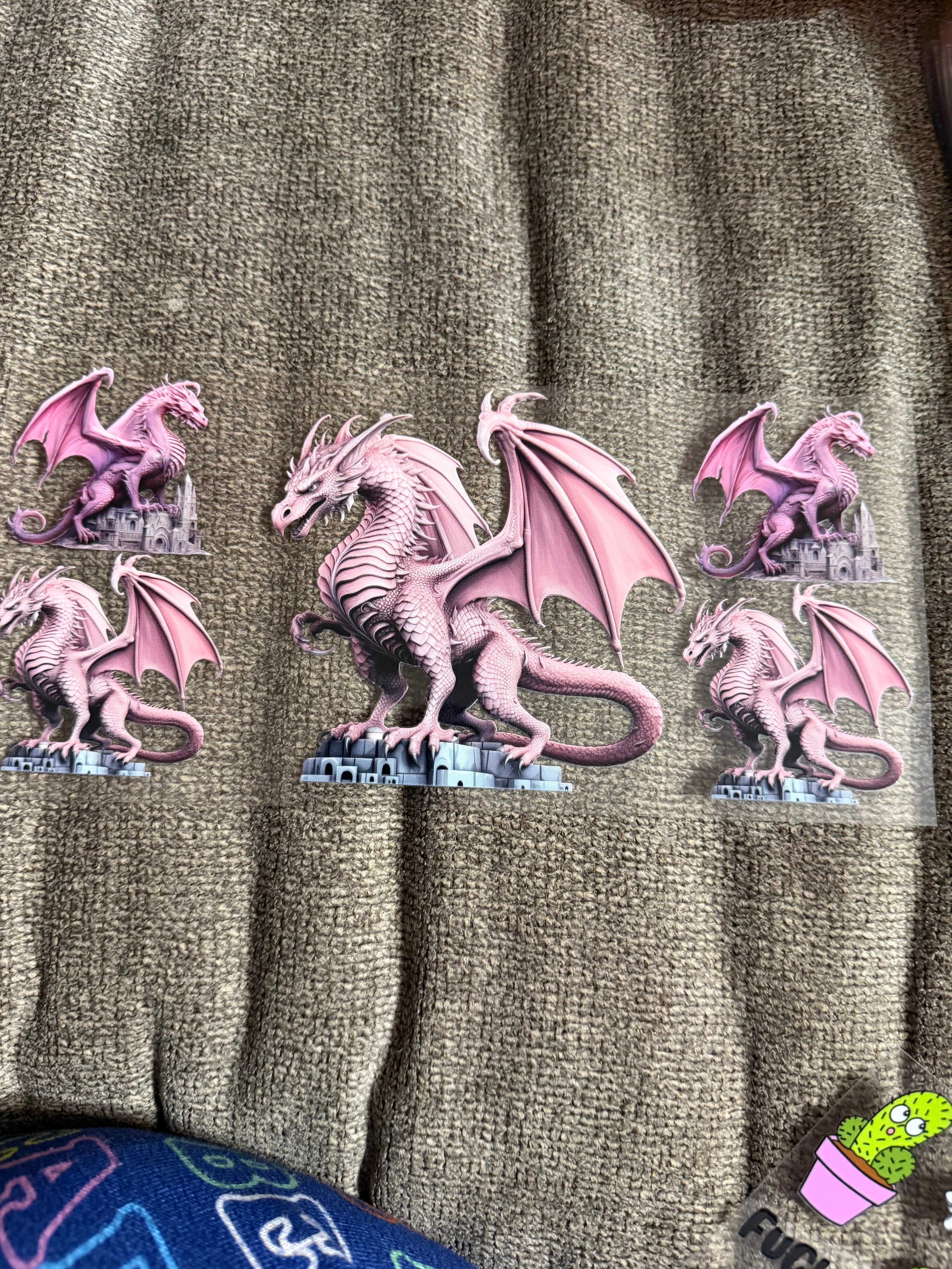 Dragon light pink