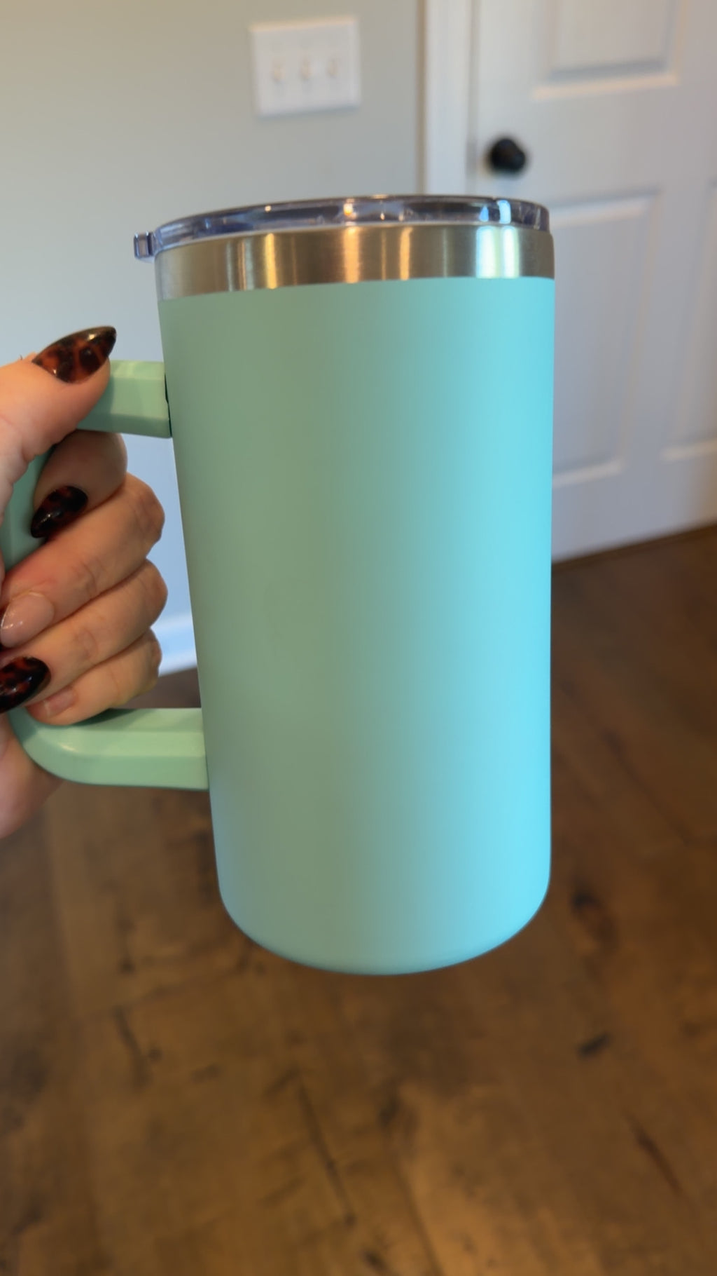 20 oz stainless steel with handle coffee mug.