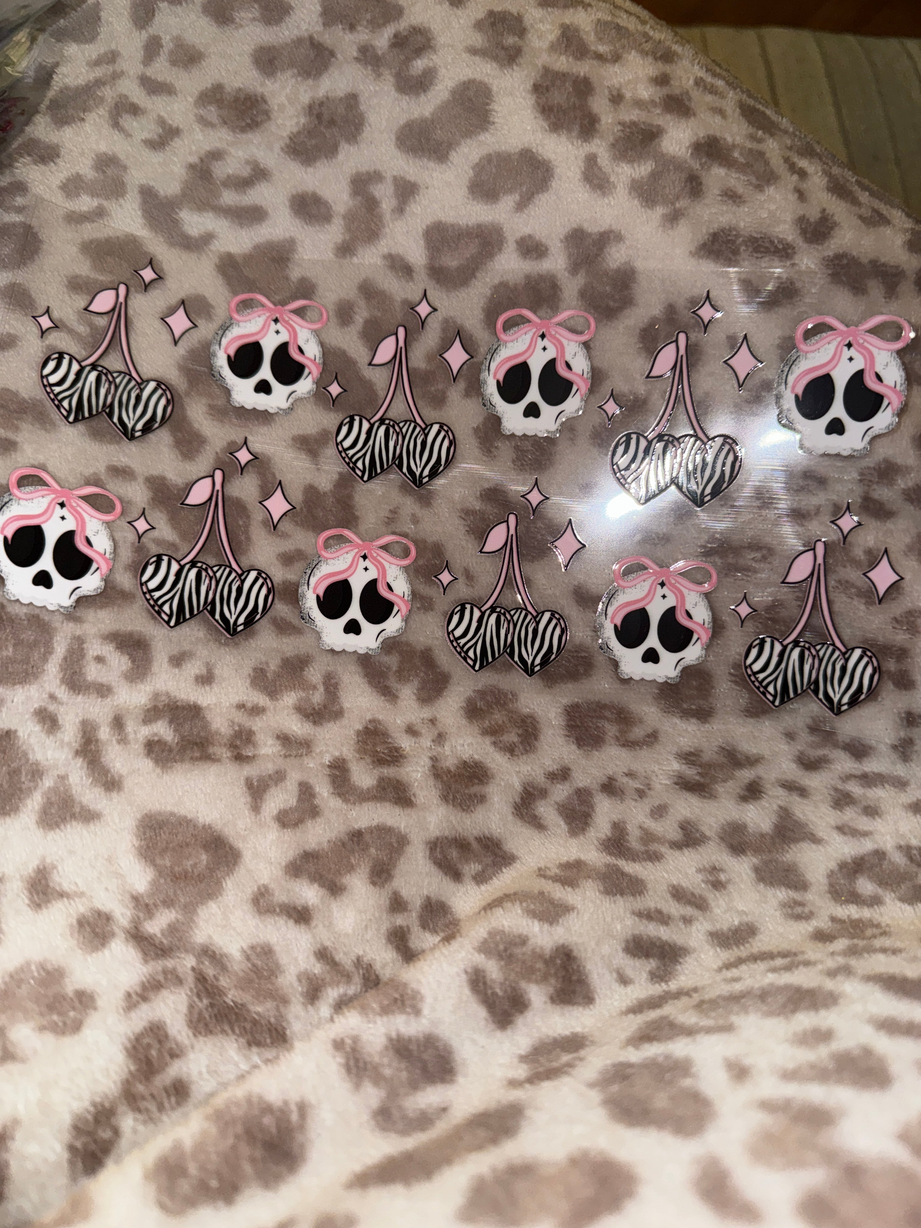 skulls and bows