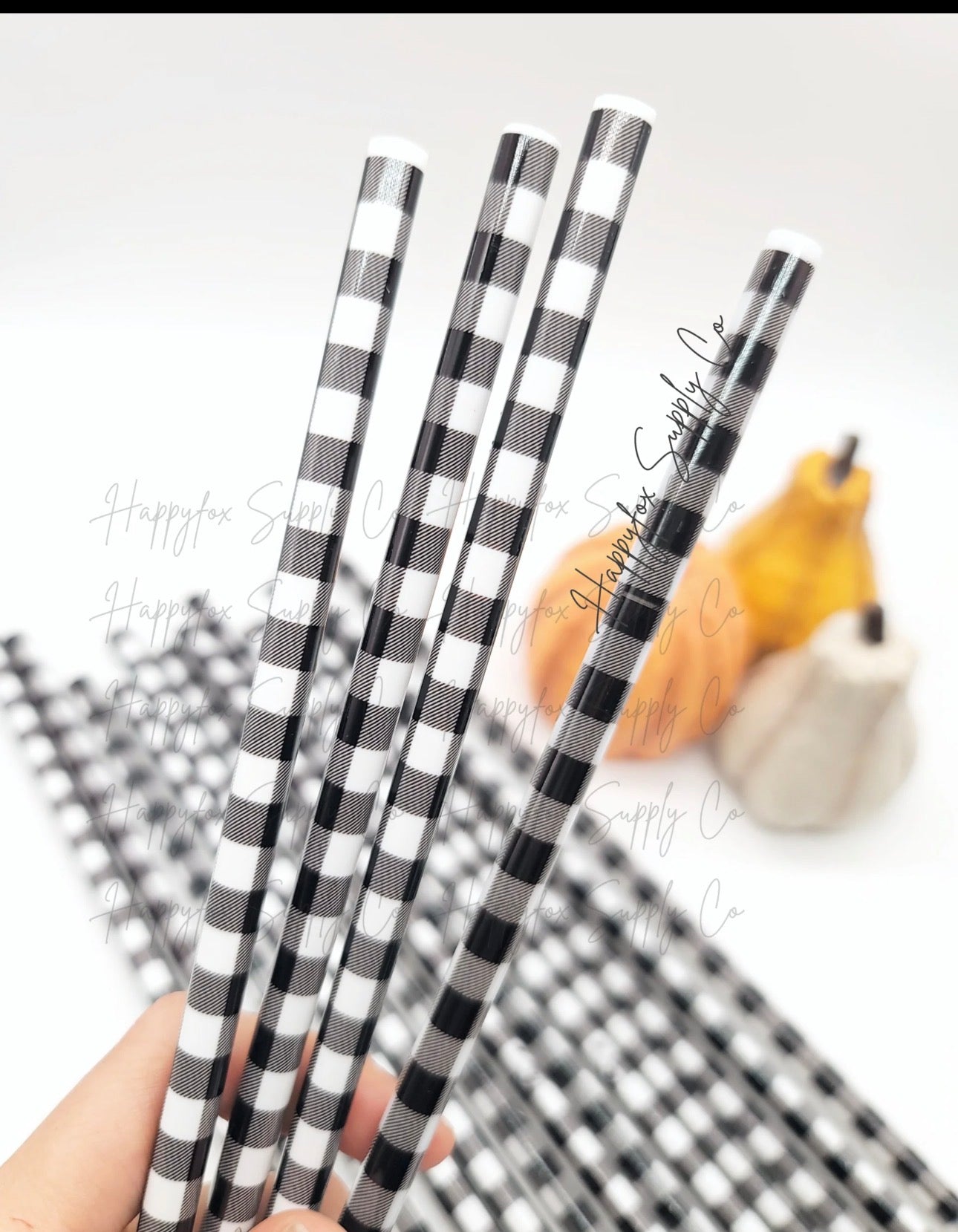 Black Plaid straws fits 16 and 20oz cups