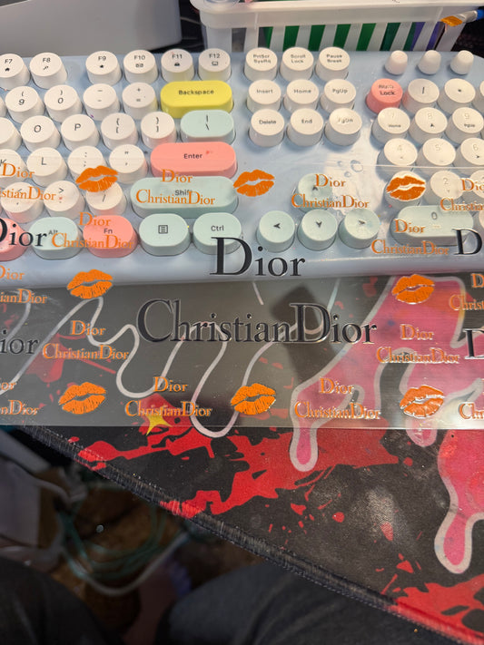 Dior orange lips