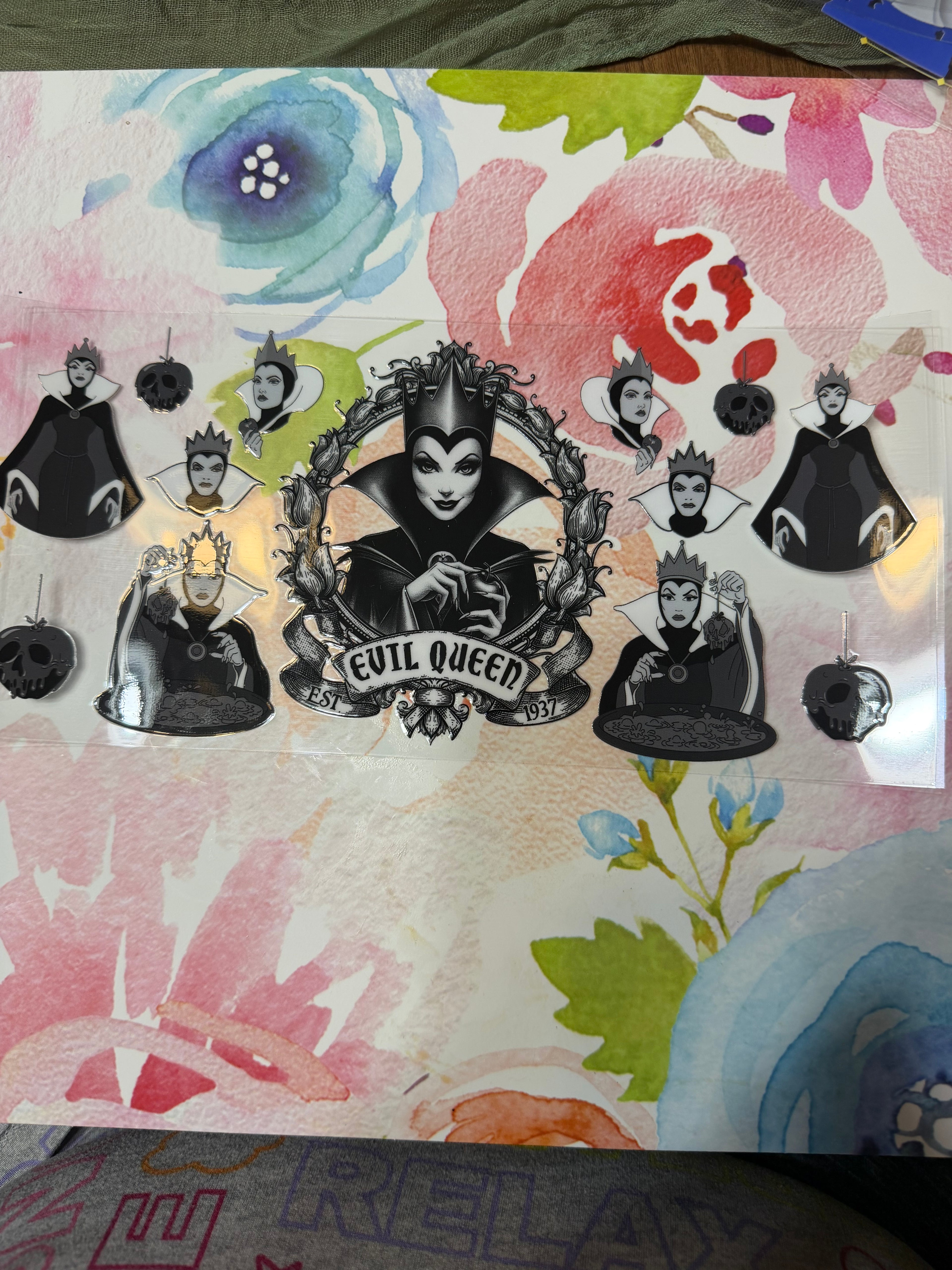 Evil queen (black & white)