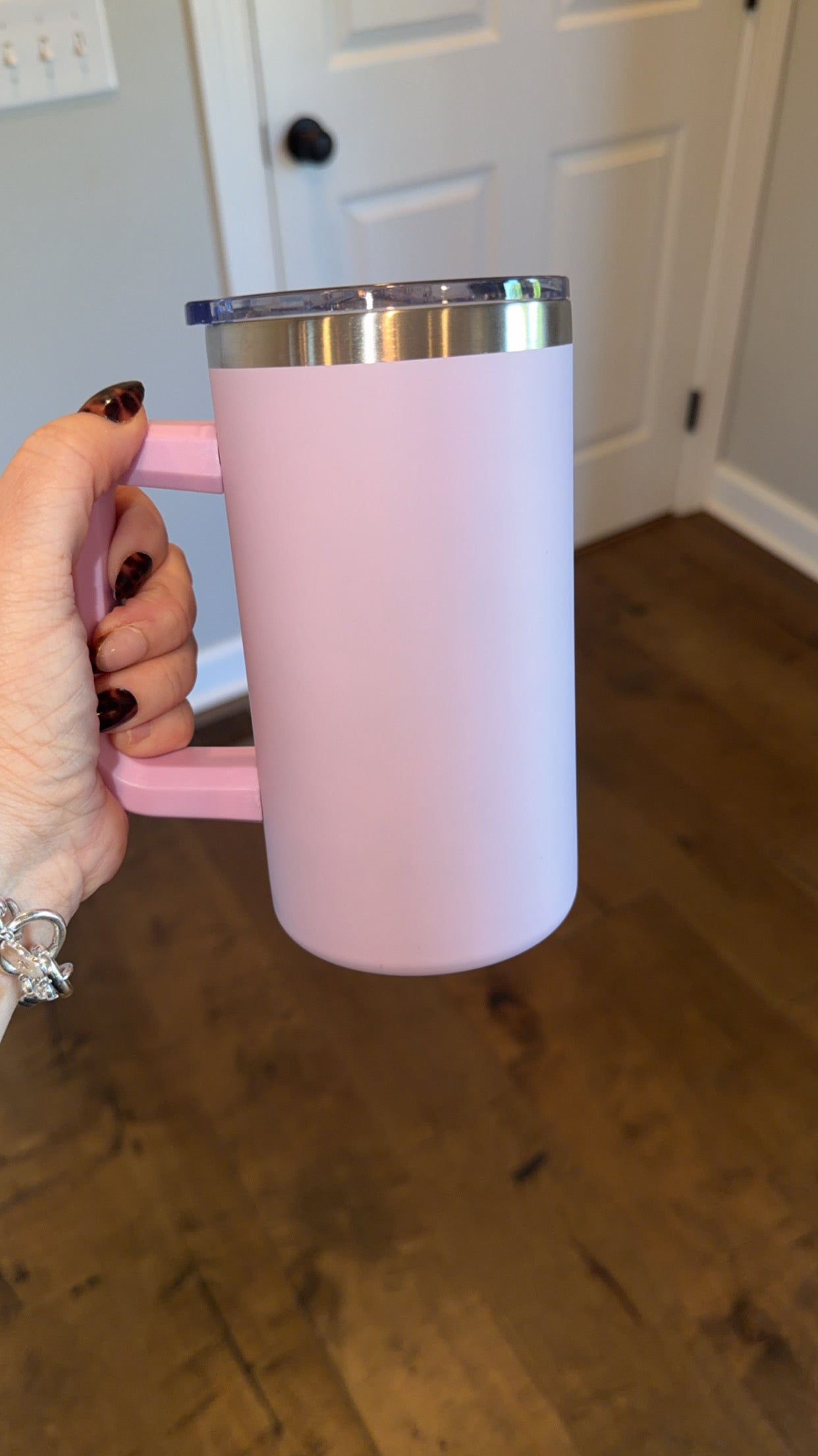 20 oz stainless steel with handle coffee mug.