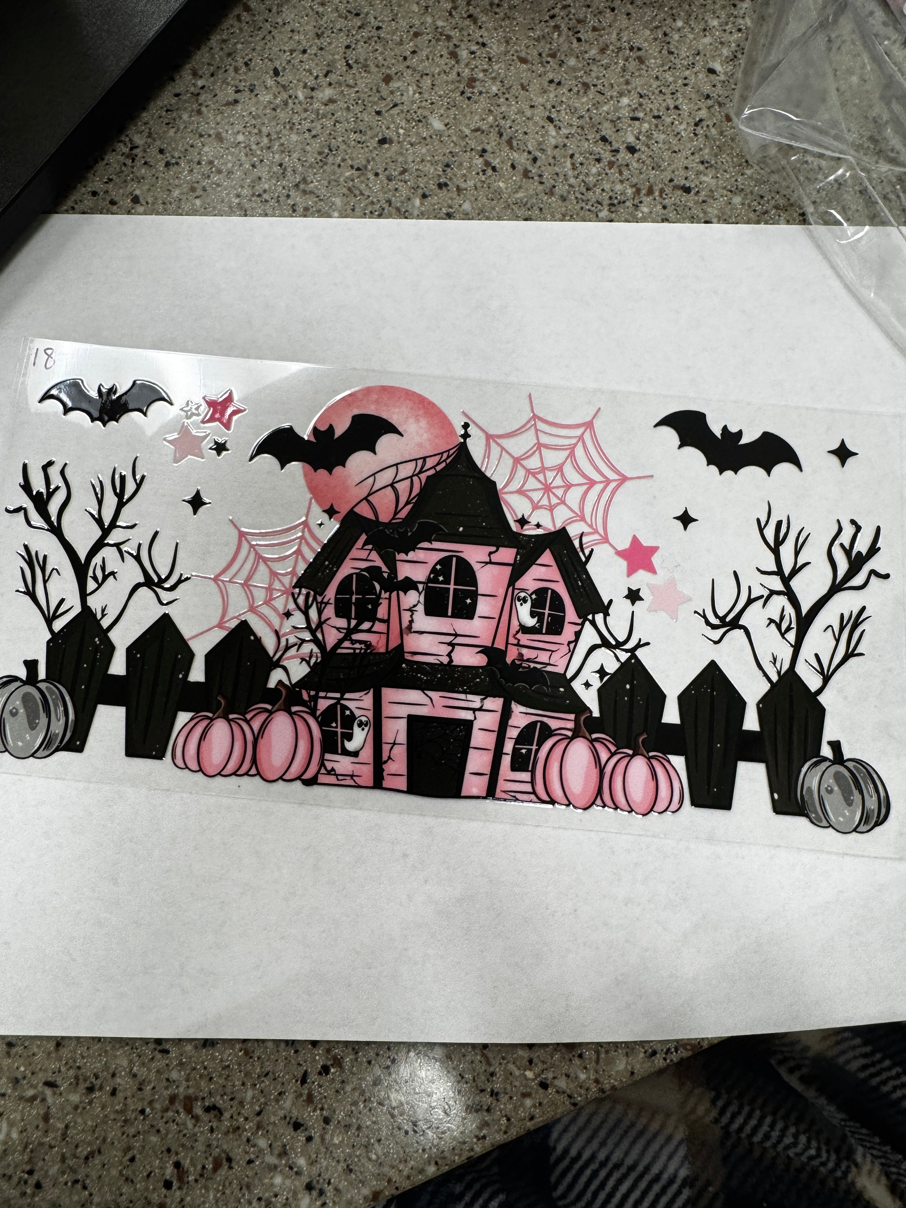 Haunted House pink