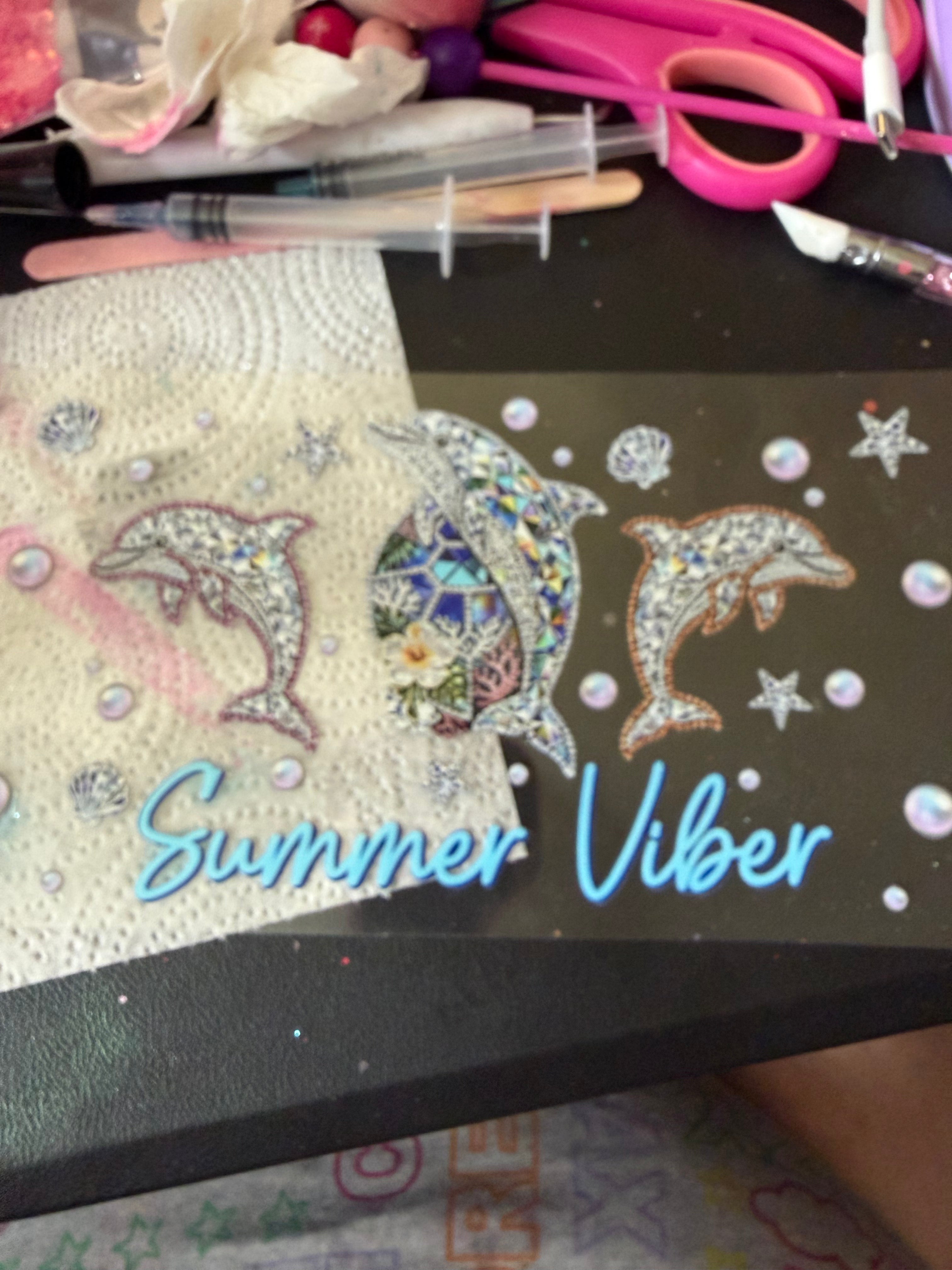 Summer viber jeweled dolphins
